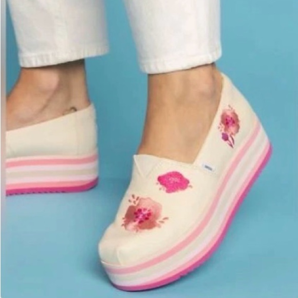 Floral Platform Slip-On Shoes - Cream and Pink